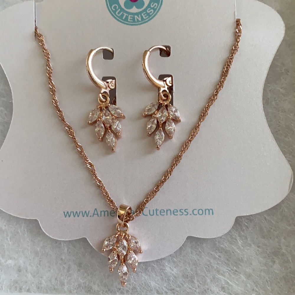 Rose gold earring and necklace set